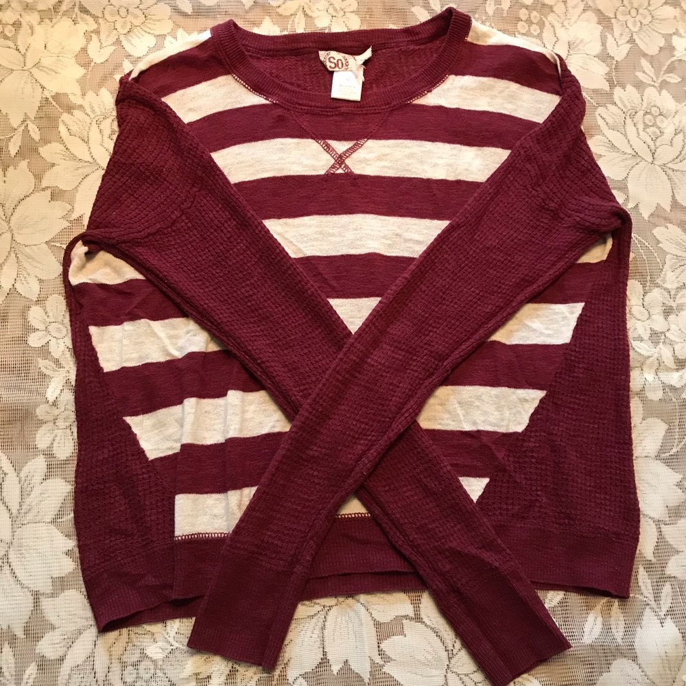 Junior’s Kohl’s brand SO Maroon Pullover Sweater